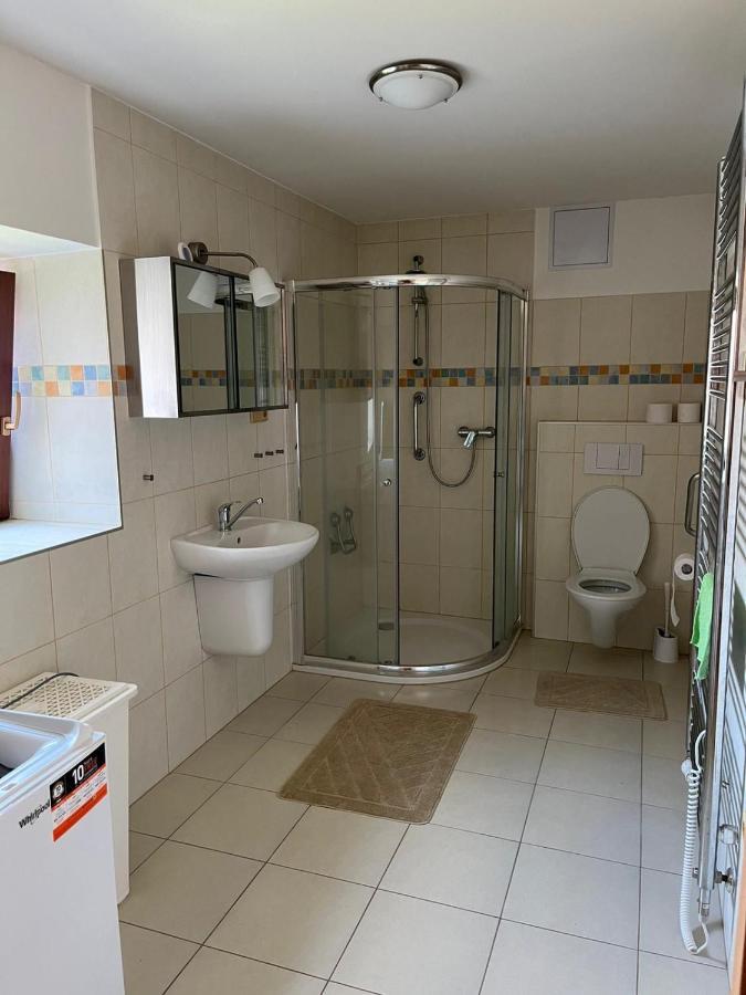 Apartman Hotel Vomocil Bystre Екстериор снимка