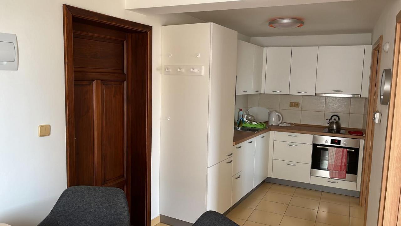 Apartman Hotel Vomocil Bystre Екстериор снимка
