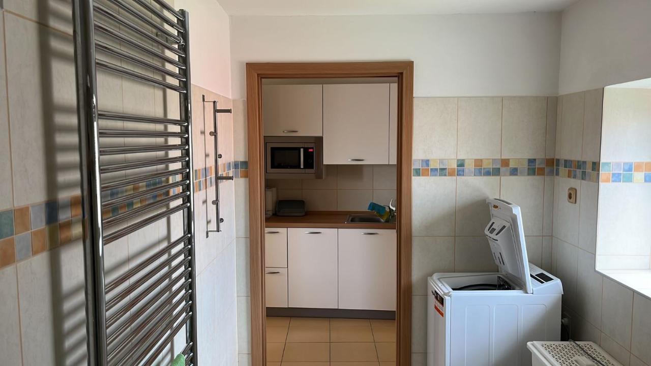 Apartman Hotel Vomocil Bystre Екстериор снимка